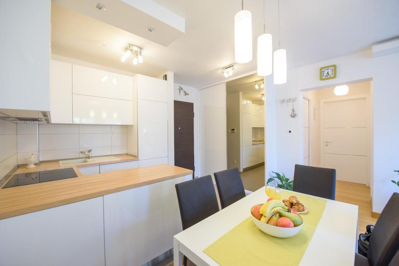 Apartment Nikolina Podstrana Ngoại thất bức ảnh